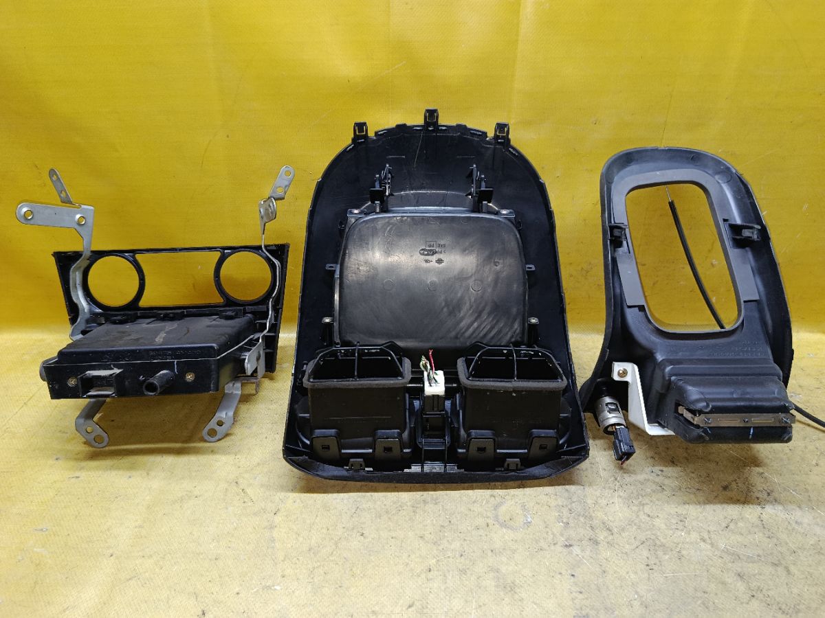 Блок управления климатконтроля на Nissan Sunny FB15 QG15DE Фото 9