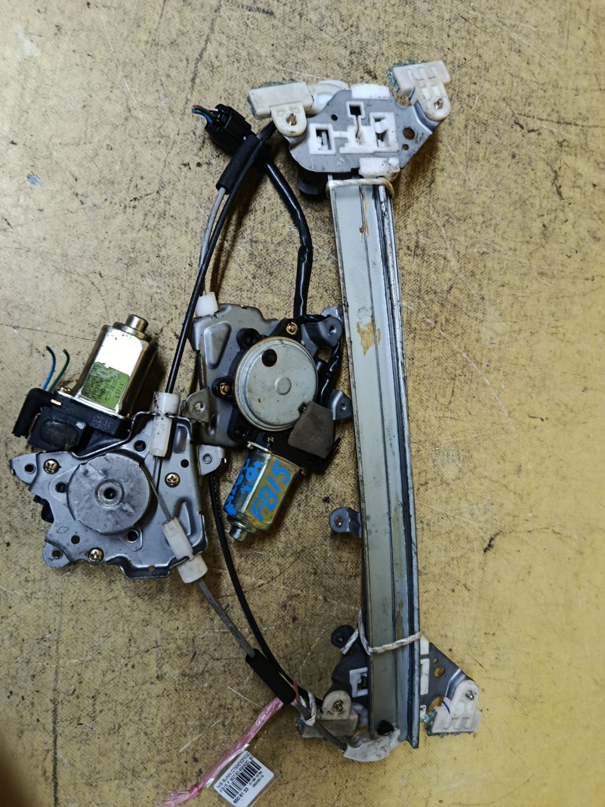 Стеклоподъемный механизм 80730-4M400, 80731-89906 на Nissan Sunny FB15 Фото 1