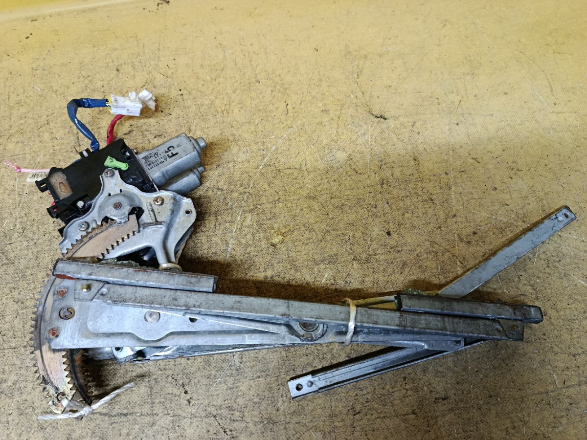 Стеклоподъемный механизм MR371760, MR371759 на Mitsubishi Pajero Io H76W Фото 2