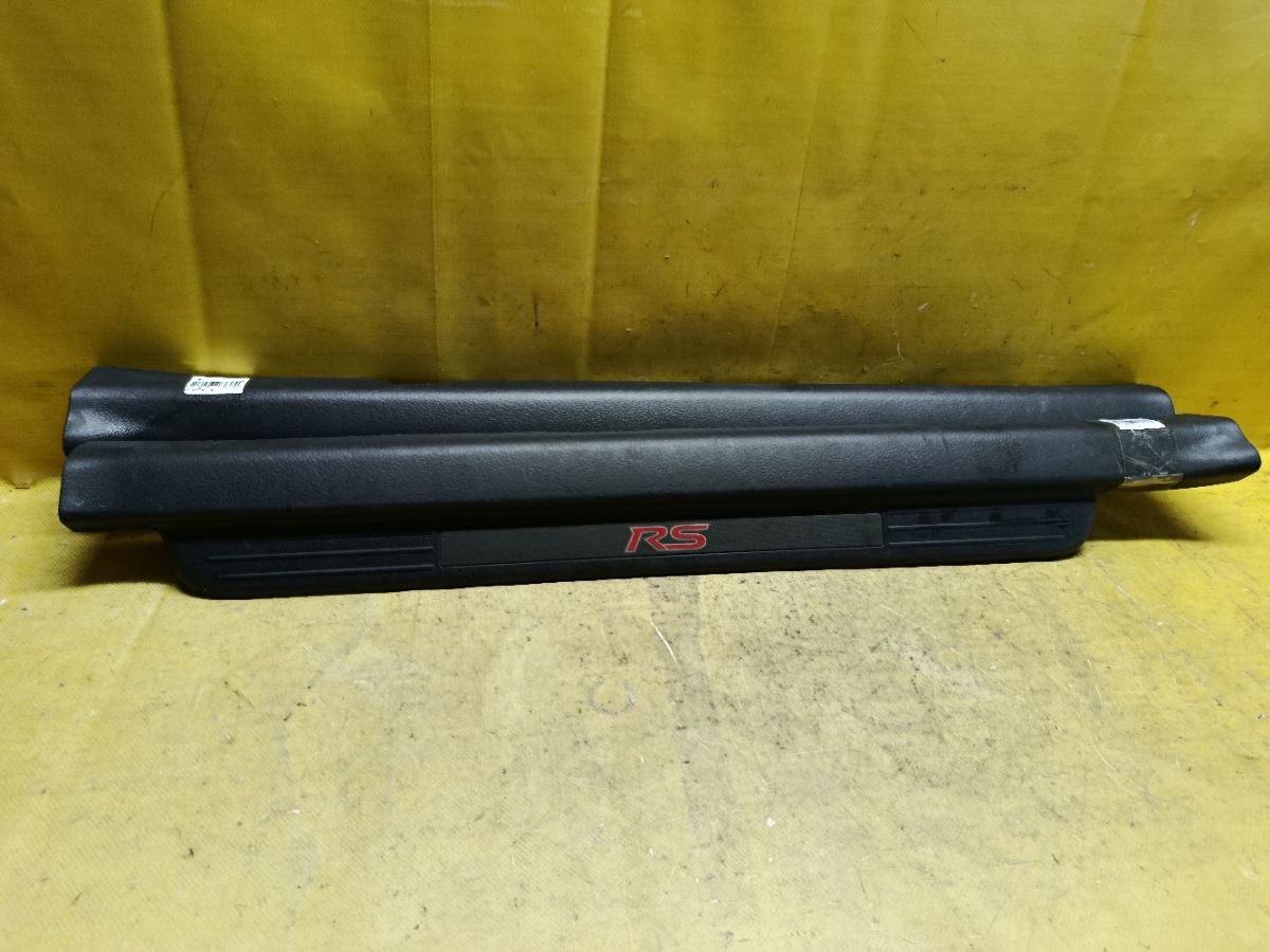 Накладка на порог салона 67911-52090, 67912-52090 на Toyota Vitz NCP13 Фото 3