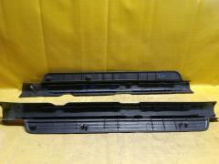 Накладка на порог салона 67911-52090, 67912-52090 на Toyota Vitz NCP13 Фото 4