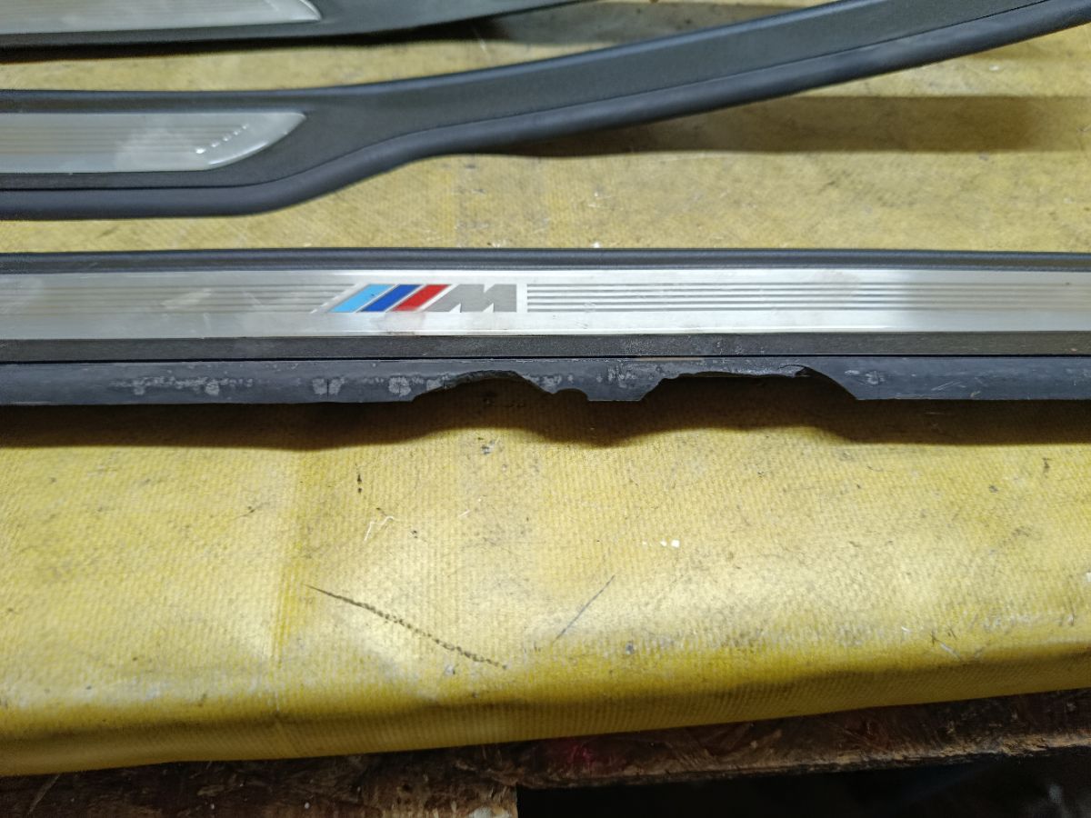 Накладка на порог салона 514779071549, 514779071539, 514779071599, 514779071609 на Bmw 3-Series E90 Фото 4