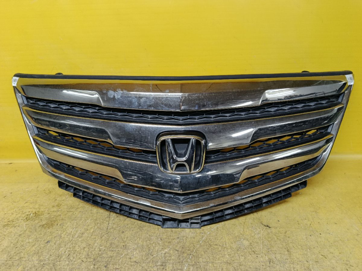 Решетка радиатора 71121-SYK-013/J32-M1, 71143-SYK-51 на Honda Elysion RR1 Фото 1