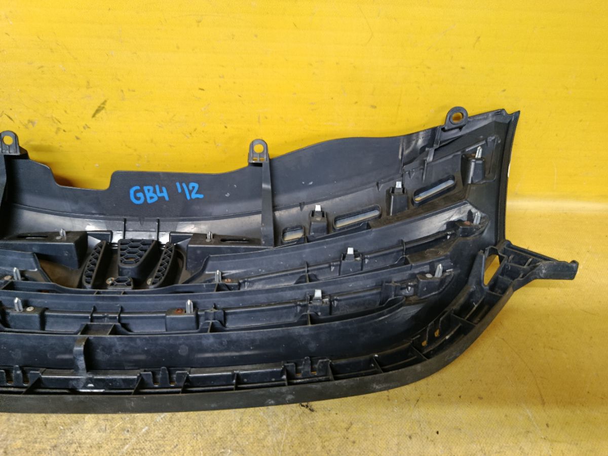 Решетка радиатора 71121-SYY-9010-M1 на Honda Freed GB4 Фото 6