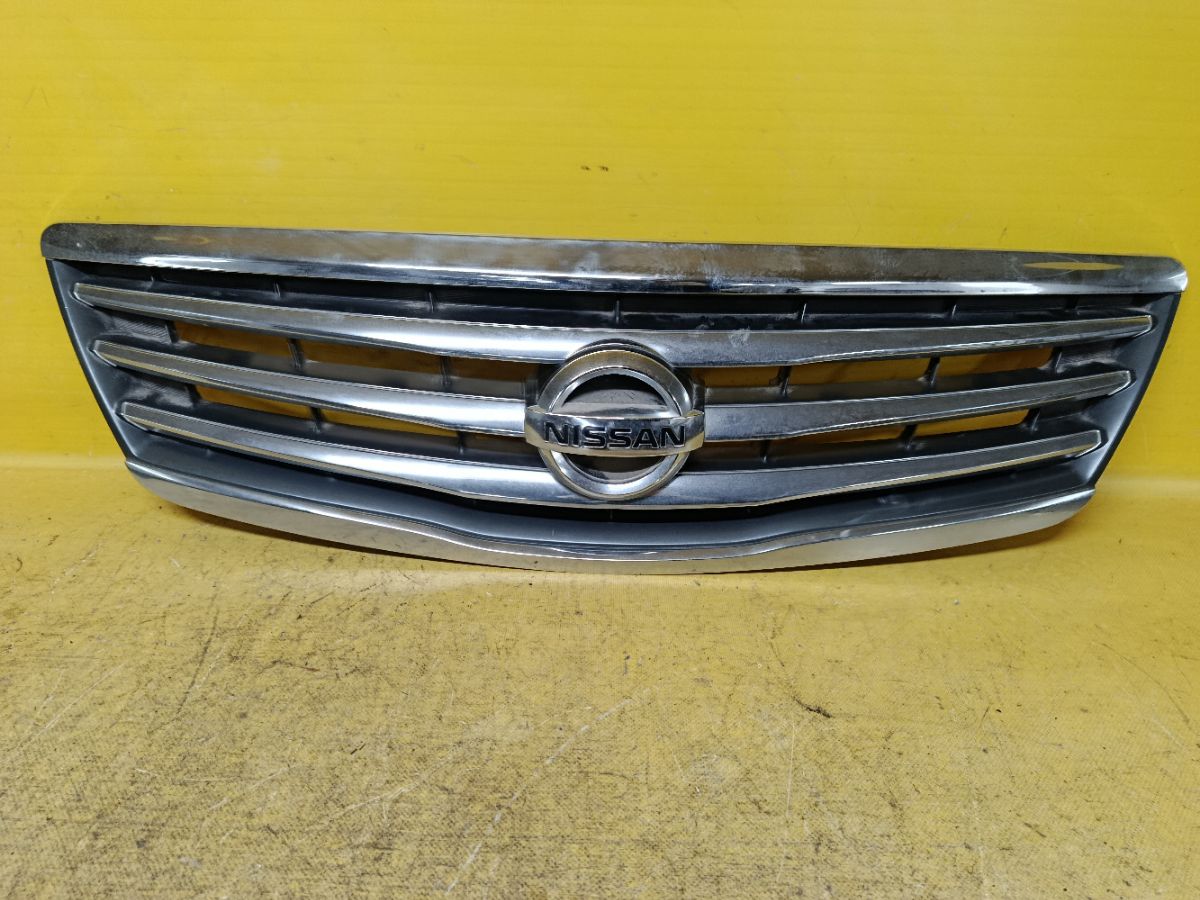 Решетка радиатора 62310-JN03A на Nissan Teana J32 Фото 1