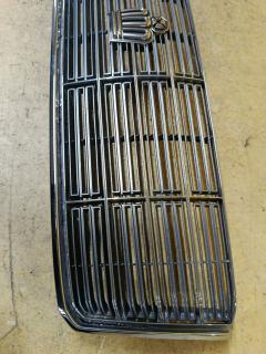 Решетка радиатора 53111-30670 на Toyota Crown JZS153 Фото 3