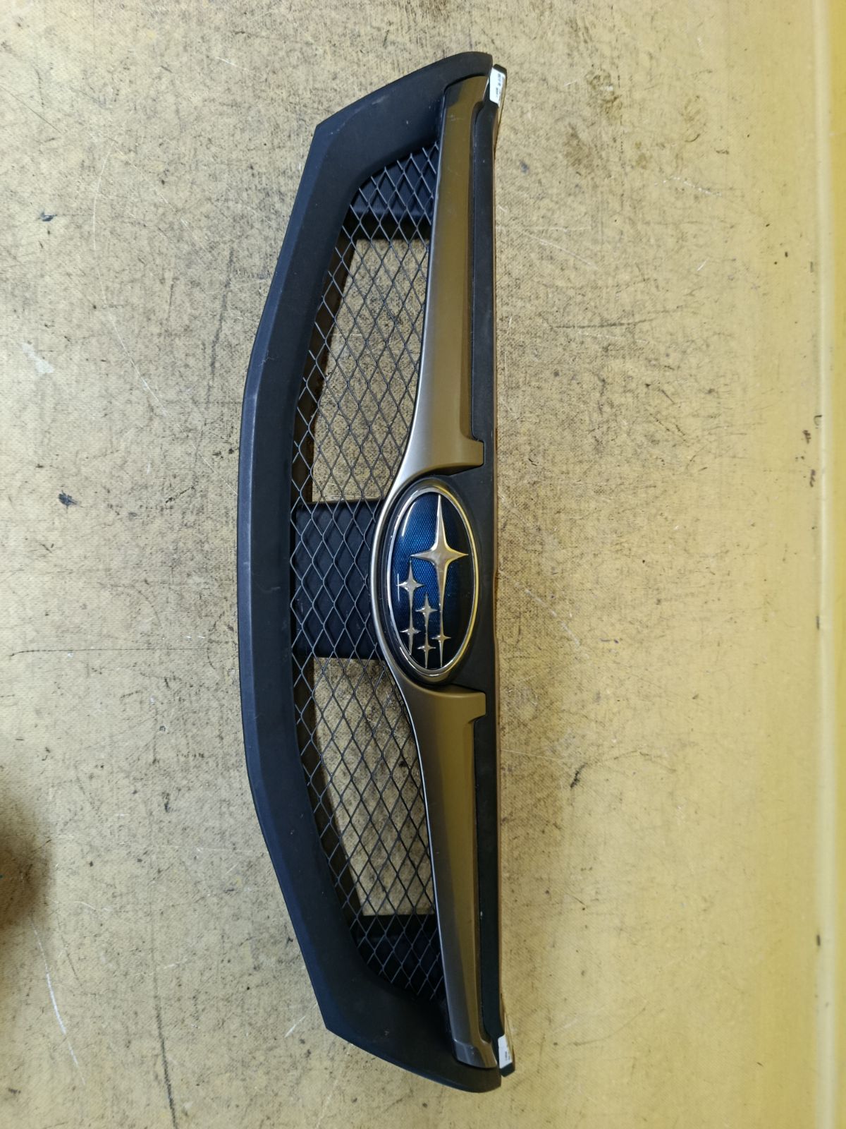 Решетка радиатора 91121FG030 на Subaru Impreza Wrx GRF Фото 2