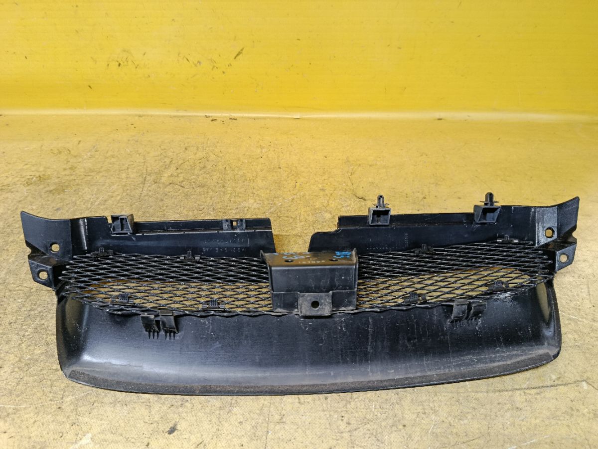 Решетка радиатора J1017AG001 на Subaru Legacy BL5 Фото 5