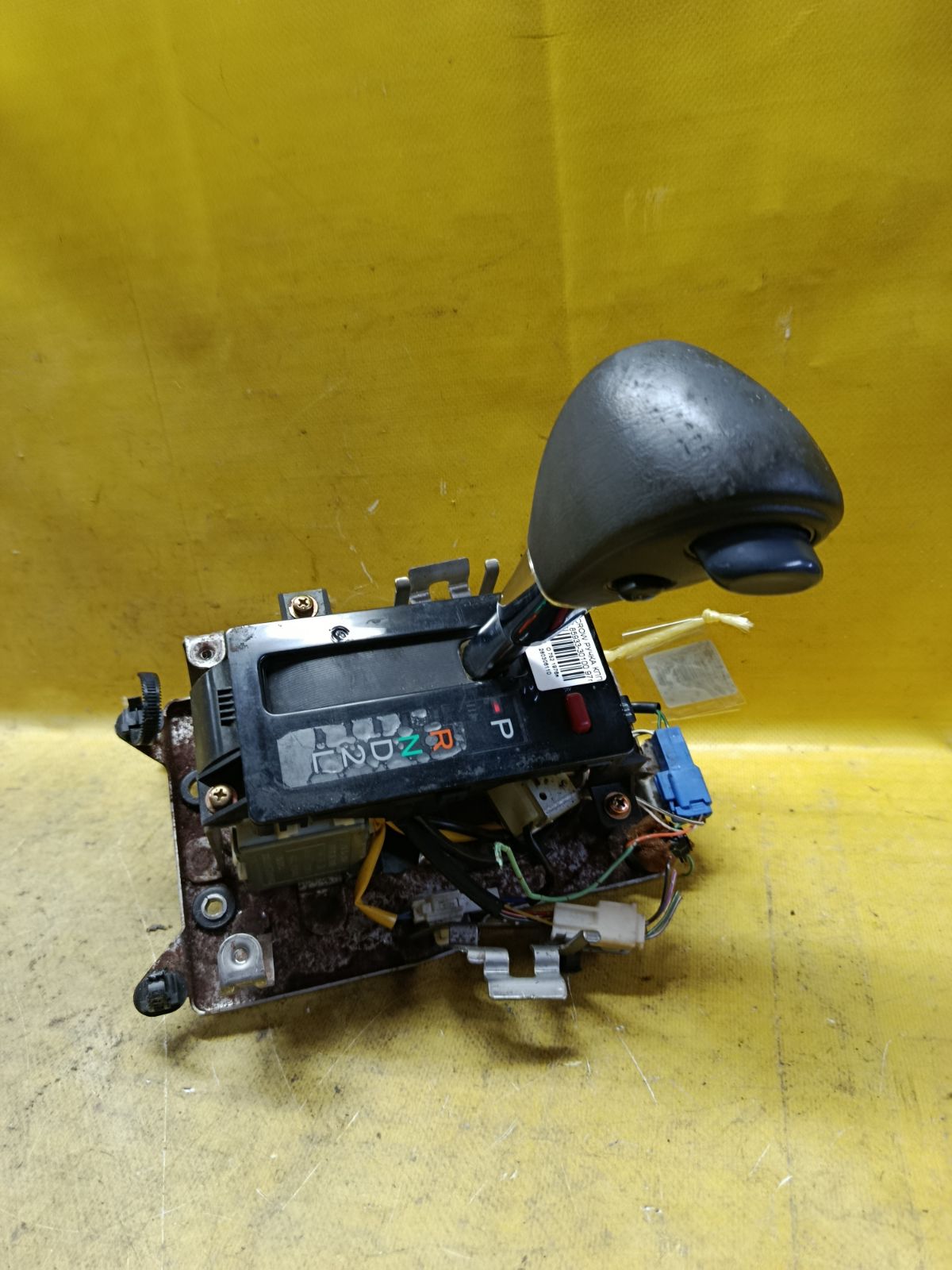 Ручка КПП 85933-30100 на Toyota Crown JZS153 Фото 3