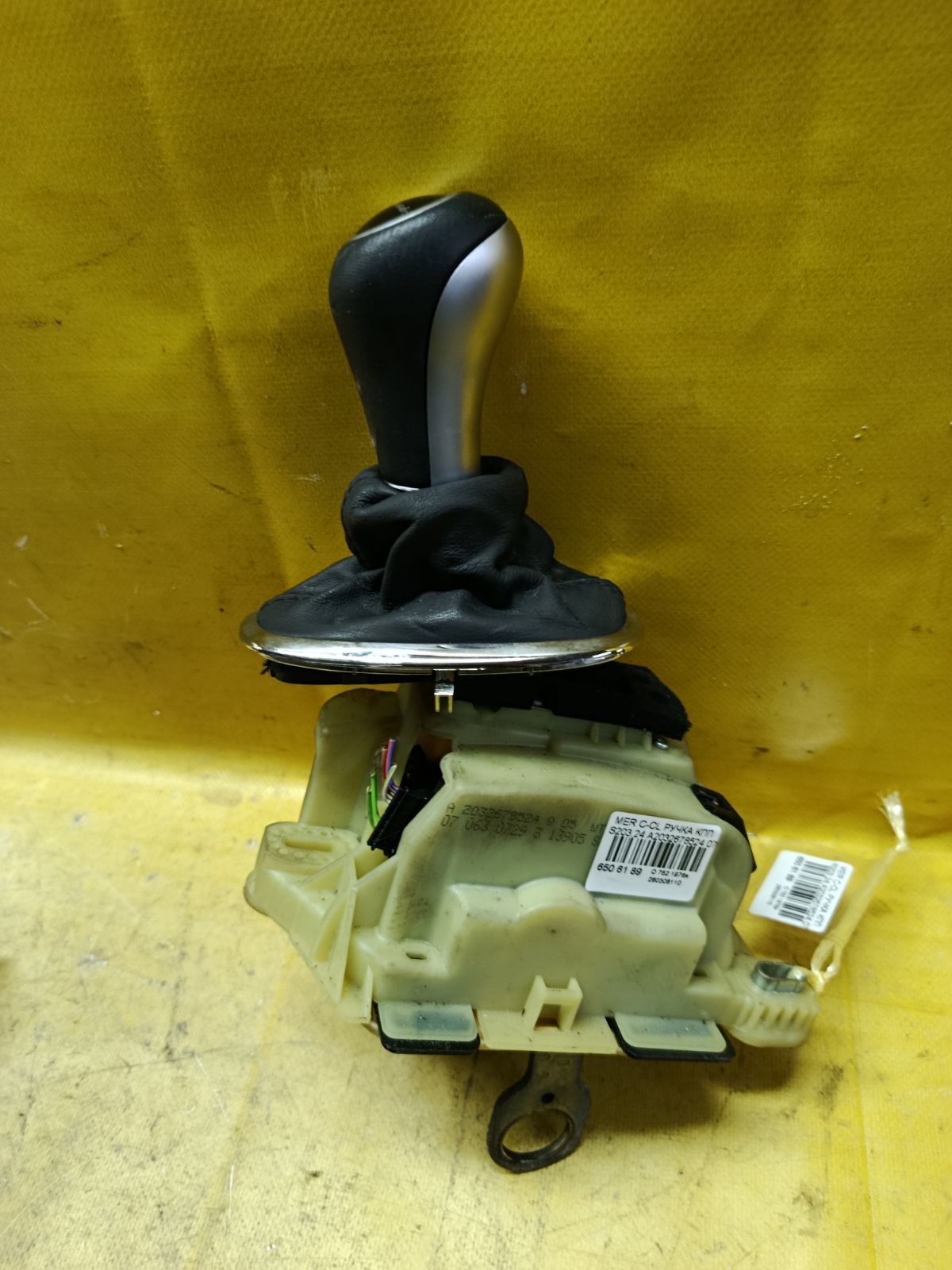 Ручка КПП A2032678524 на Mercedes-Benz C-Class Station Wagon S203.246 Фото 2