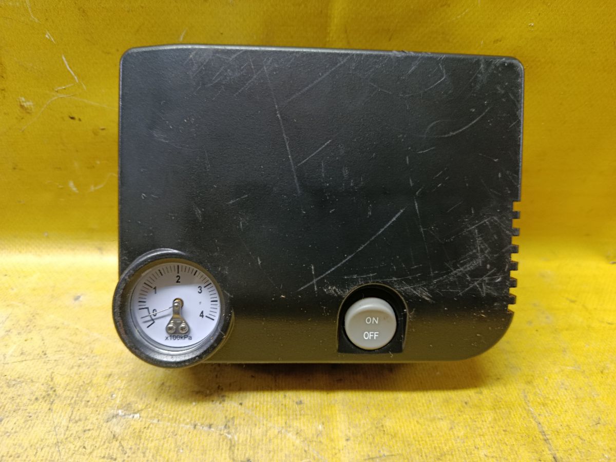 Компрессор для колес на Toyota Tank M900A Фото 1