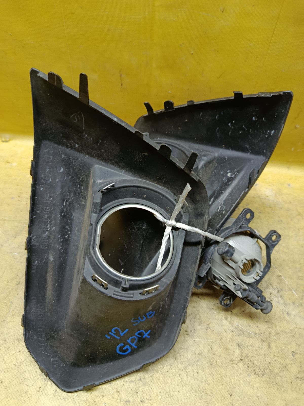 Туманка бамперная 619203B 619203B на Subaru Impreza GP7 Фото 4