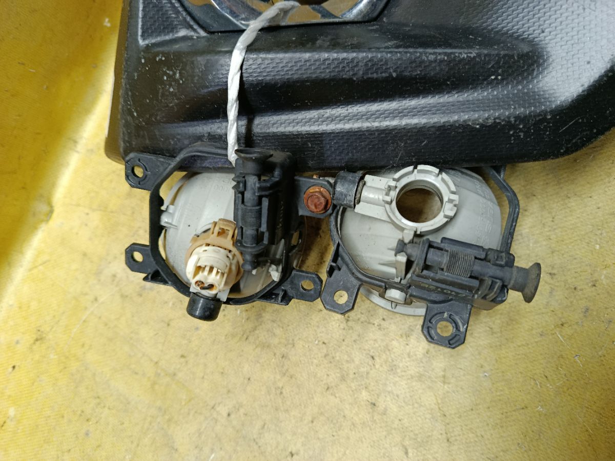 Туманка бамперная 619203B 619203B на Subaru Impreza GP7 Фото 6