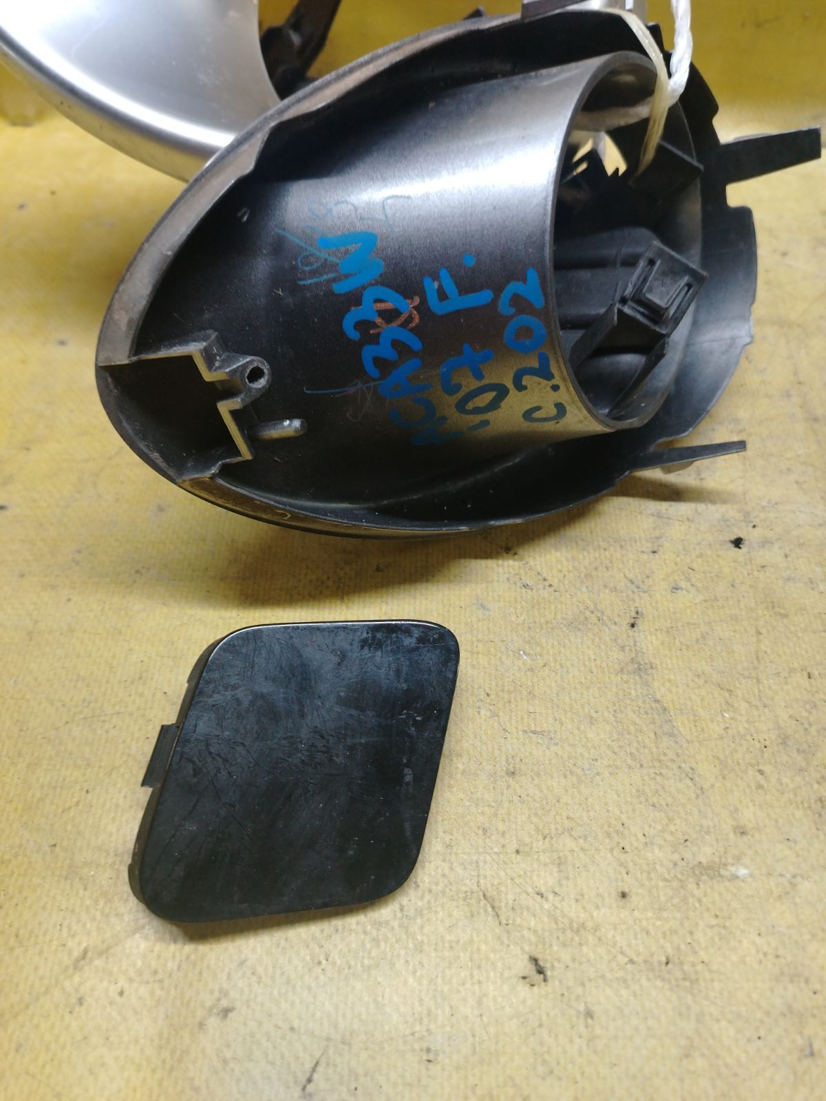 Заглушка в бампер 52128-42050, 52127-42050, 53286-42040, 52126-42030, 52125-42030 на Toyota Vanguard ACA33W Фото 8