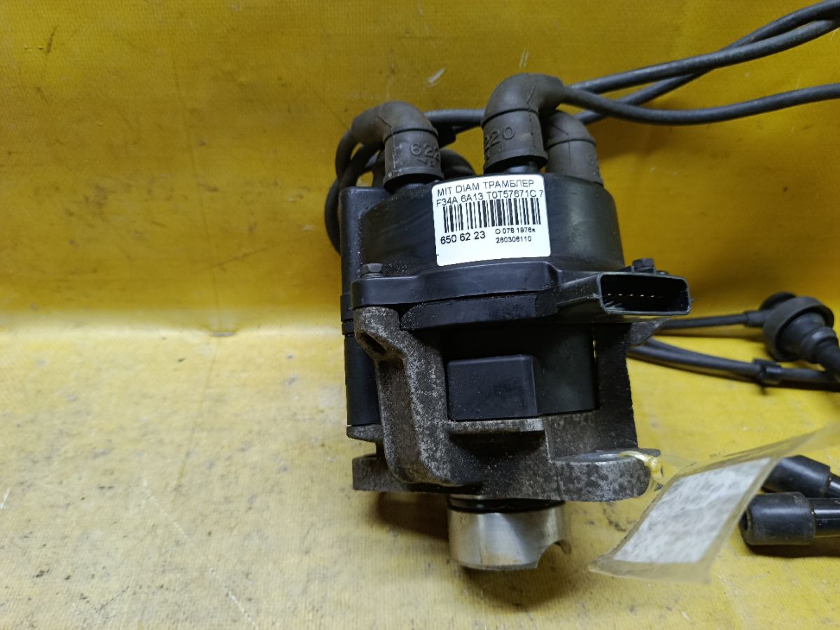 Трамблер T0T57671C на Mitsubishi Diamante F34A 6A13 Фото 4