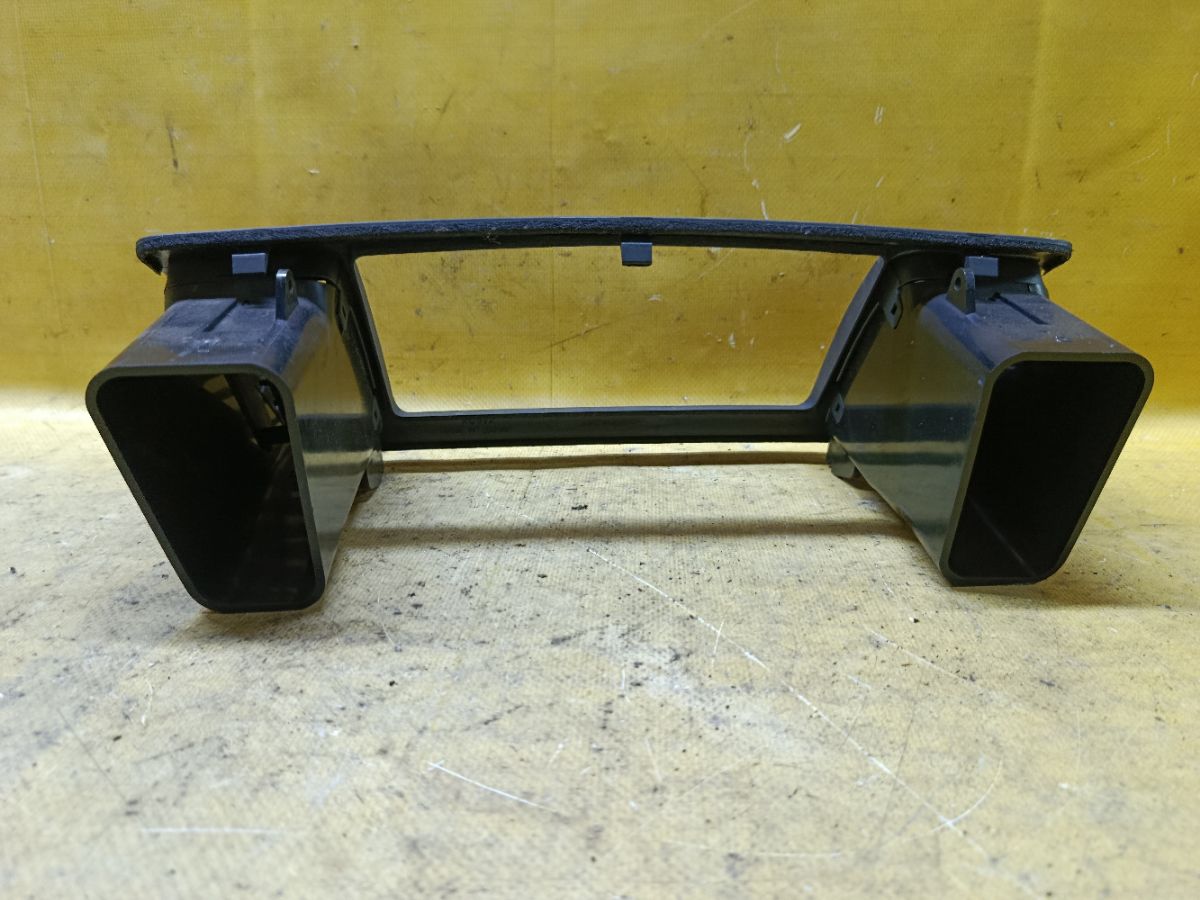 Консоль магнитофона на Subaru Legacy BL5 Фото 2