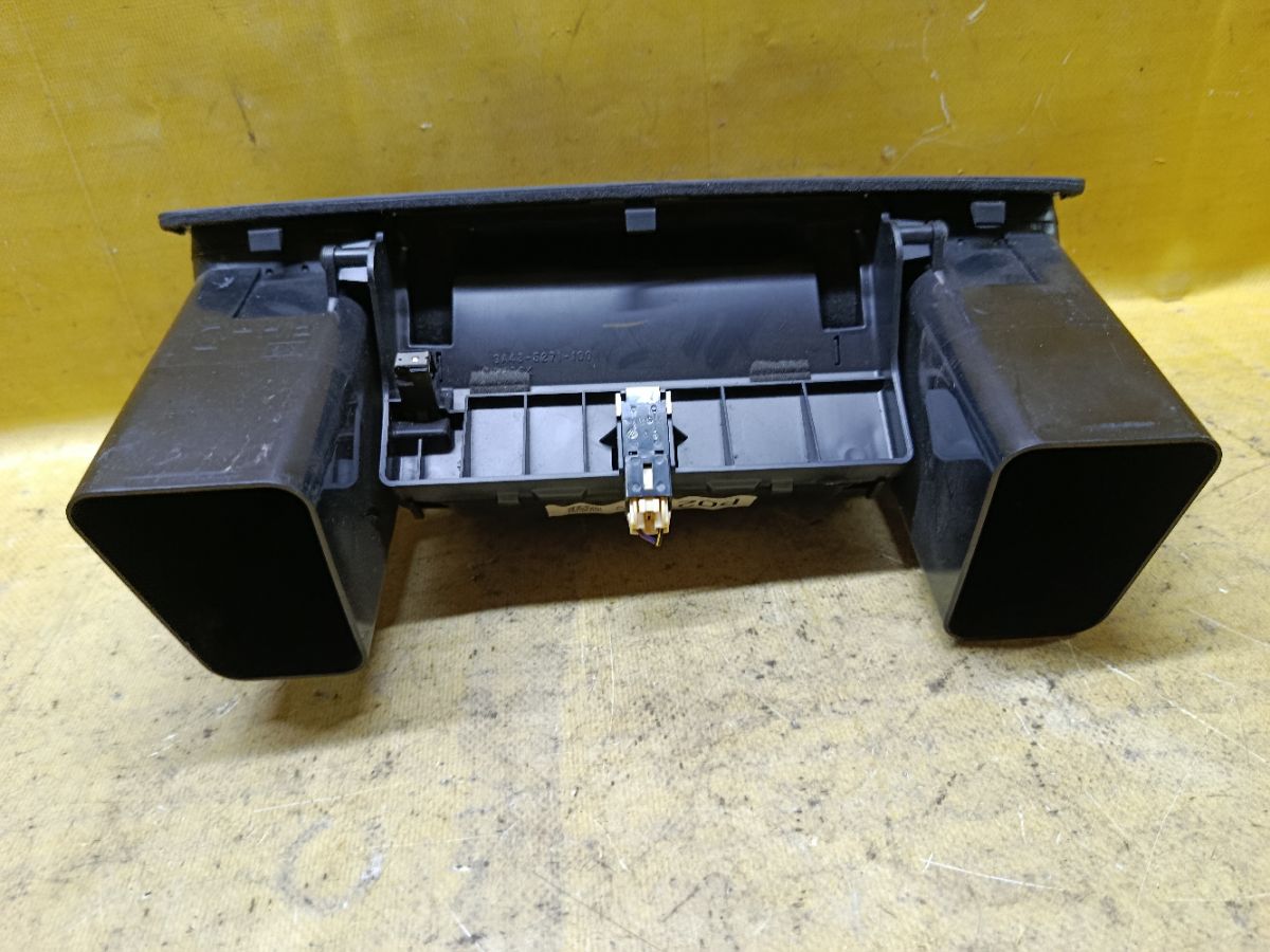 Часы 85201AG010B на Subaru Legacy Wagon BP5 Фото 4