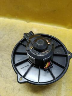 Мотор печки на Subaru Legacy Wagon BH5