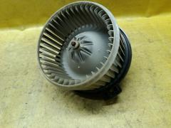 Мотор печки 87103-12050 на Toyota Premio AZT240 Фото 2