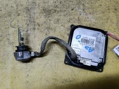 Блок розжига ксенона на Toyota Noah AZR60G 85967-52030