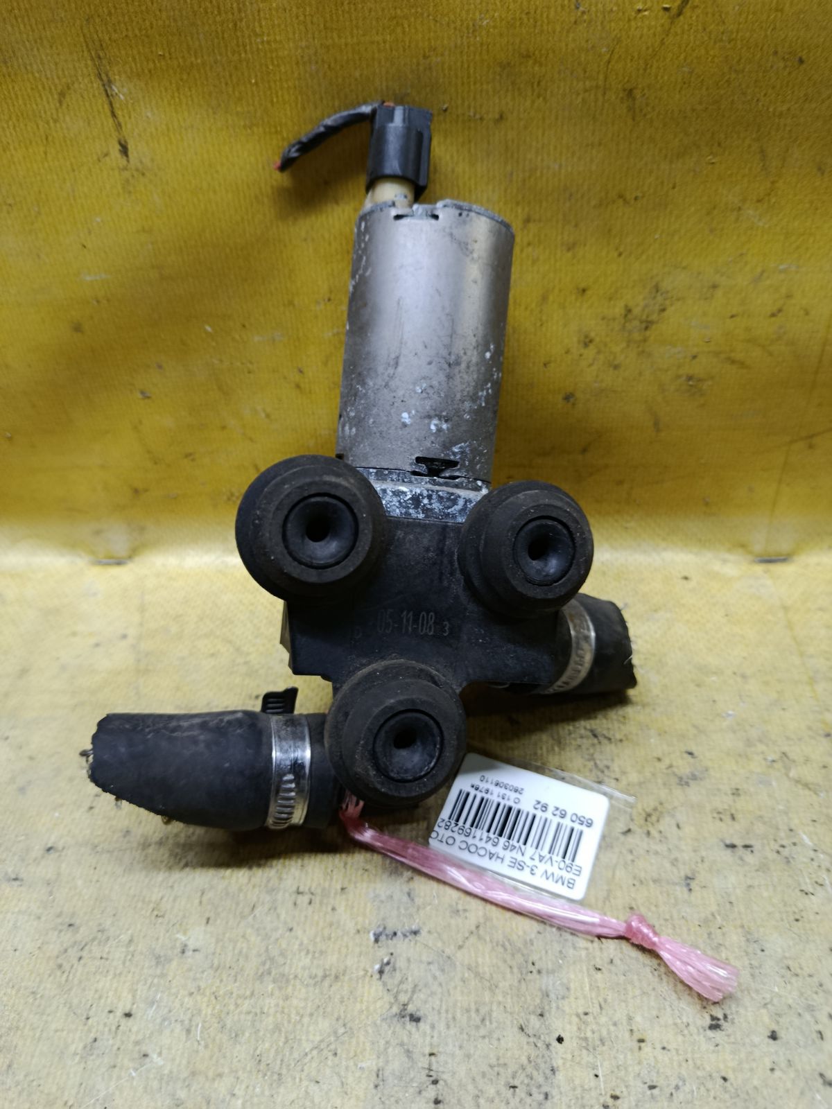 Насос отопителя 6411692824602, 0392020097, 64116928246 на Bmw 3-Series E90-VA72 N46 Фото 1