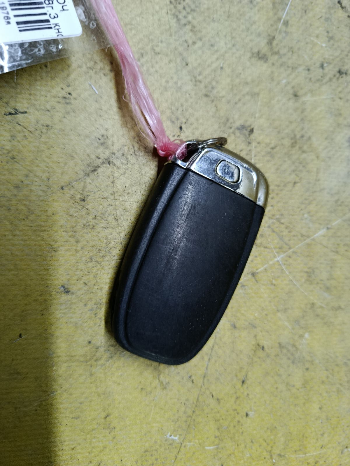 Чип-ключ 8T0959754C на Audi A4 8K Фото 2