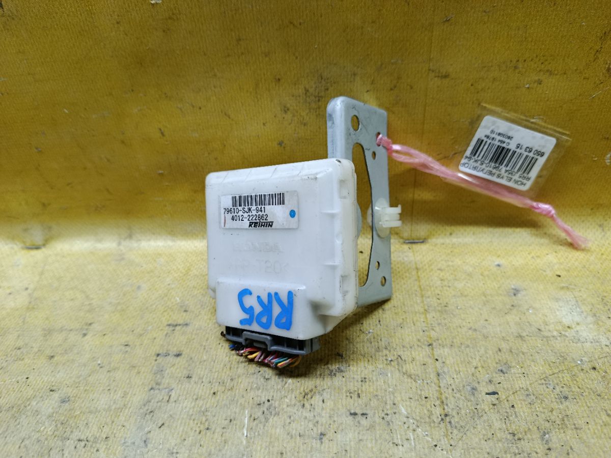 Регулятор скорости мотора отопителя 79610-SJK-941 на Honda Elysion RR5 J35A Фото 1