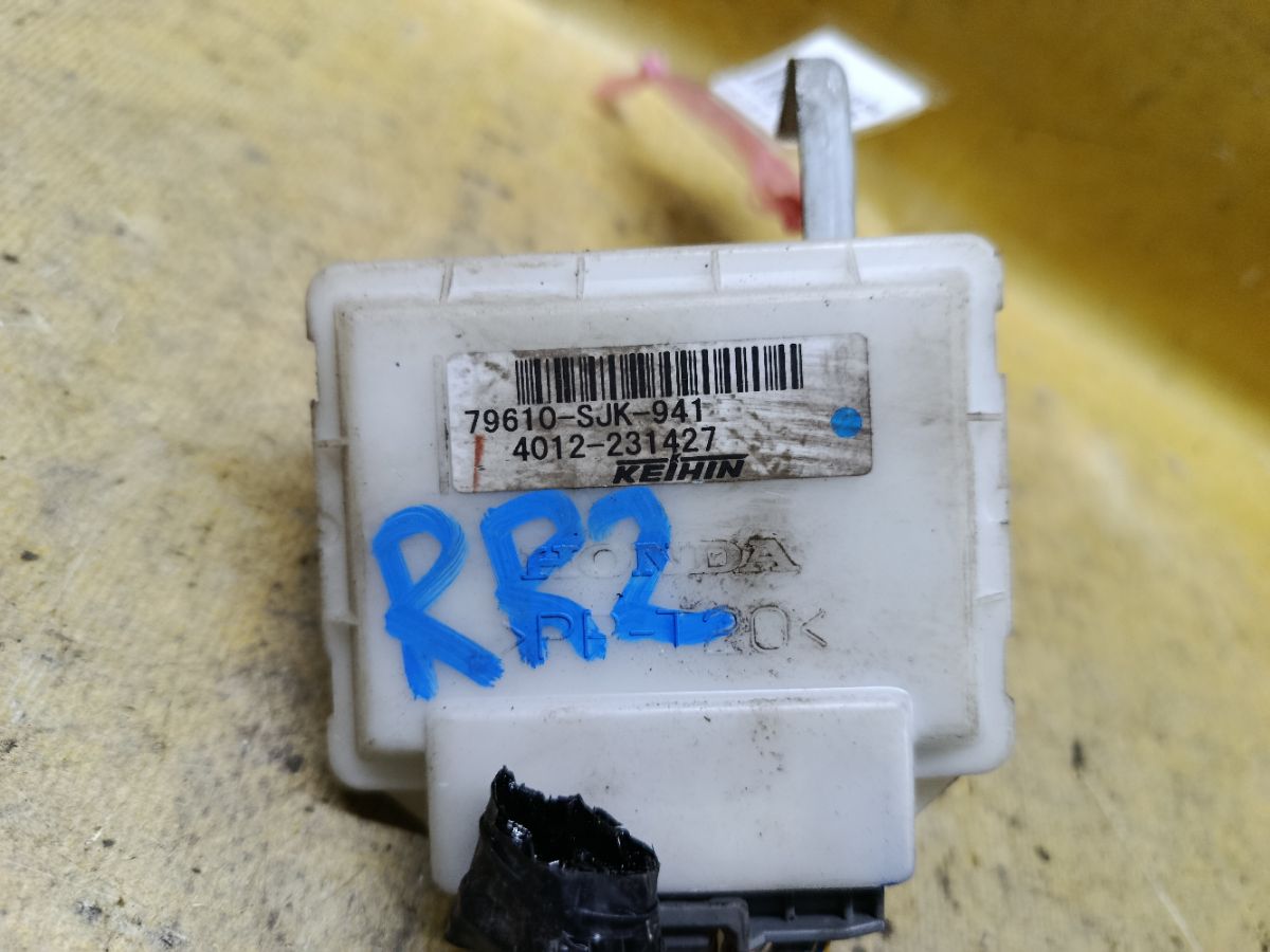 Регулятор скорости мотора отопителя 79610-SJK-941 на Honda Elysion RR2 K24A Фото 2