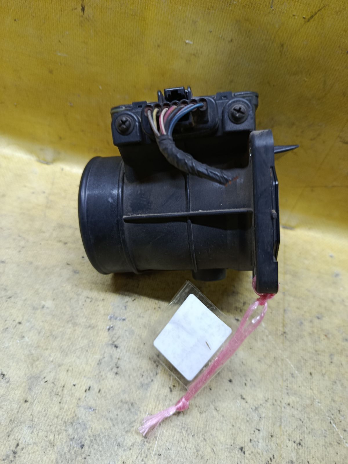 Датчик расхода воздуха на Mitsubishi Lancer Cedia Wagon CS5W 4G93 Фото 1