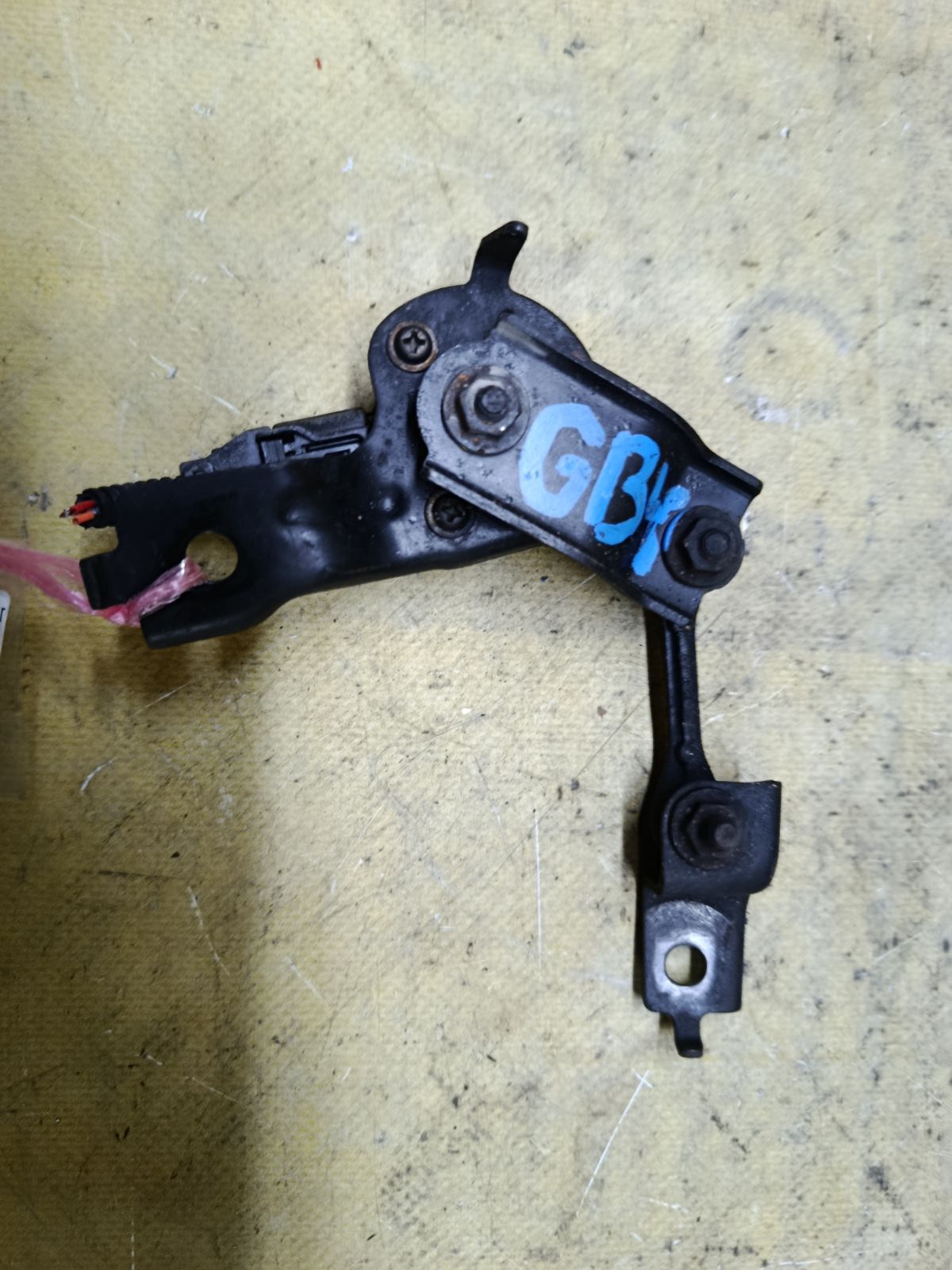 Датчик регулировки наклона фар на Honda Freed GB4 Фото 2