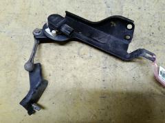 Датчик регулировки наклона фар на Honda Freed GB4, Заднее расположение