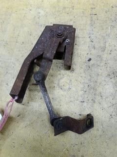 Датчик регулировки наклона фар на Toyota Corolla Fielder NZE164G Фото 2