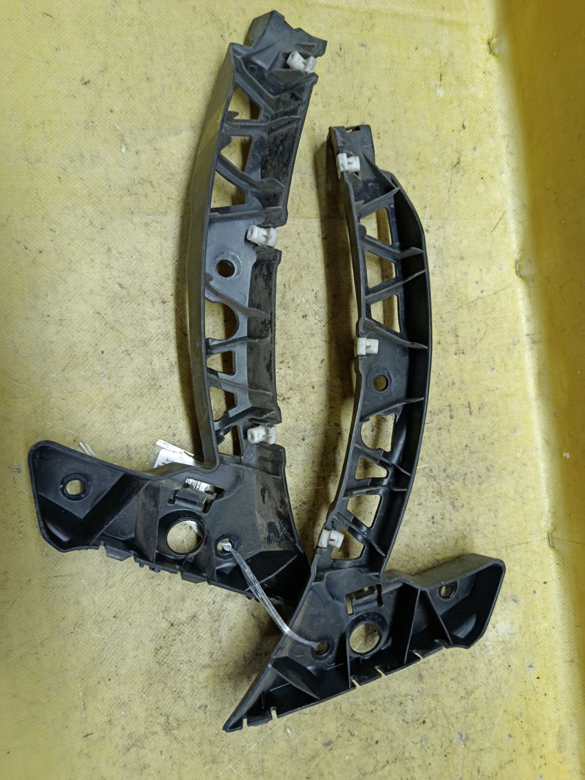 Крепление бампера 8X23-17B750, 8X23-17B749 на Jaguar Xf X250 Фото 2