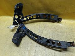 Крепление бампера на Jaguar Xf X250 8X23-17B750  8X23-17B749, Переднее расположение