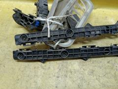 Крепление бампера 52575-13060, 52576-13060, 52563-13030, 52562-13060 на Toyota Corolla Fielder NZE144G Фото 2