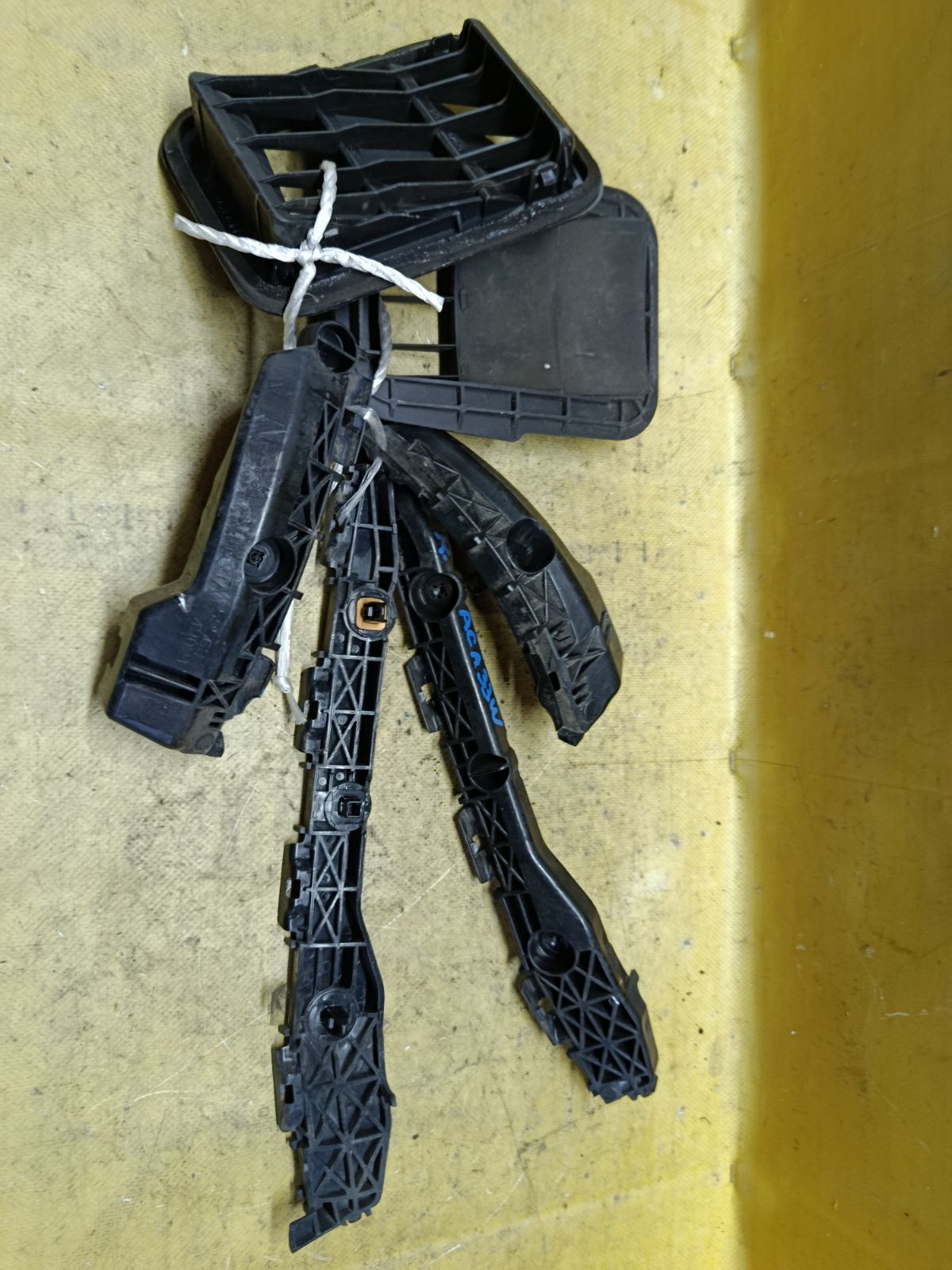 Крепление бампера 52562-42041, 52563-42021, 52156-42041, 52155-42021, 62940-44010 на Toyota Vanguard ACA33W Фото 5