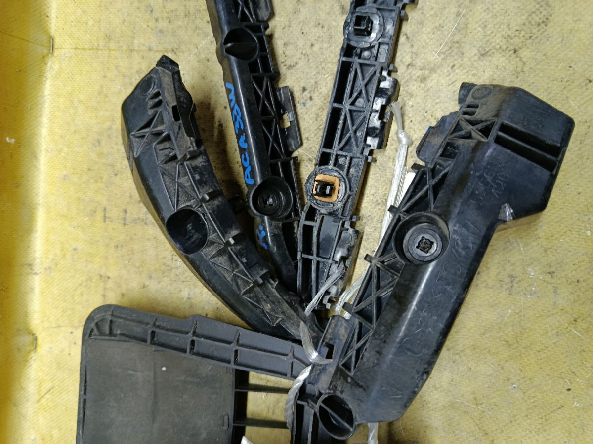 Крепление бампера 52562-42041, 52563-42021, 52156-42041, 52155-42021, 62940-44010 на Toyota Vanguard ACA33W Фото 6