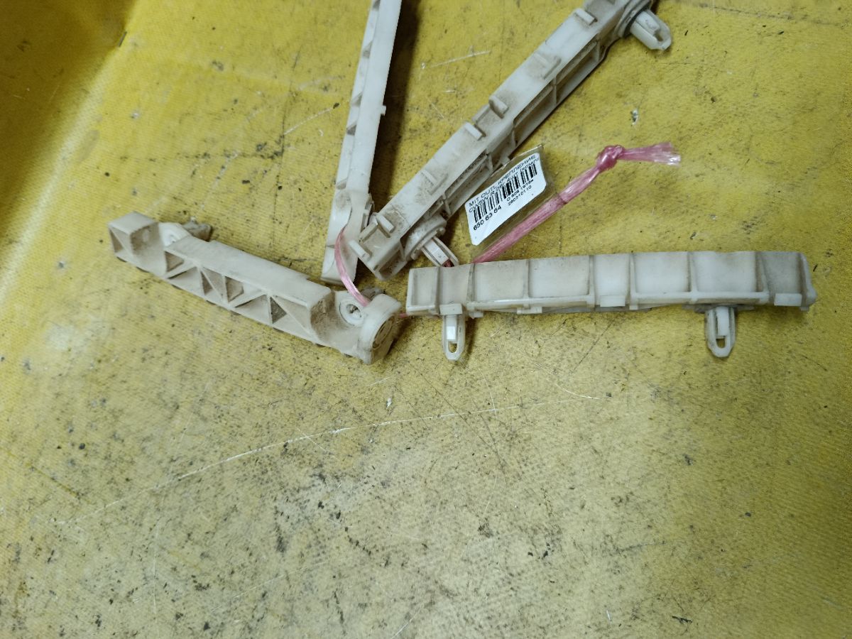 Крепление бампера на Mitsubishi Outlander CW5W Фото 3