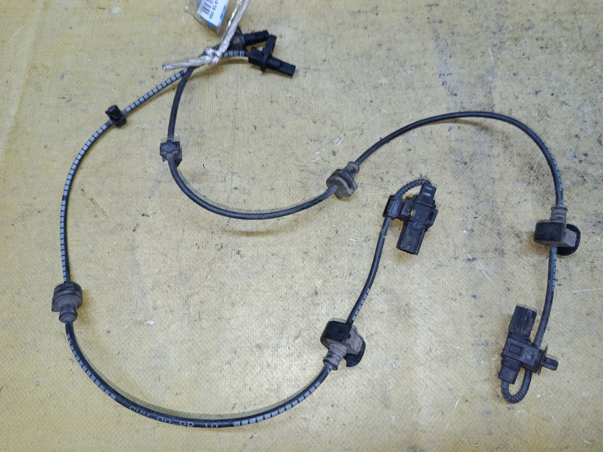 Датчик ABS на Honda Freed GB3 L15A Фото 1