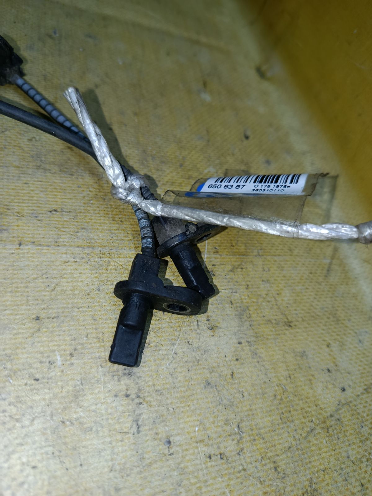 Датчик ABS на Honda Freed GB3 L15A Фото 2