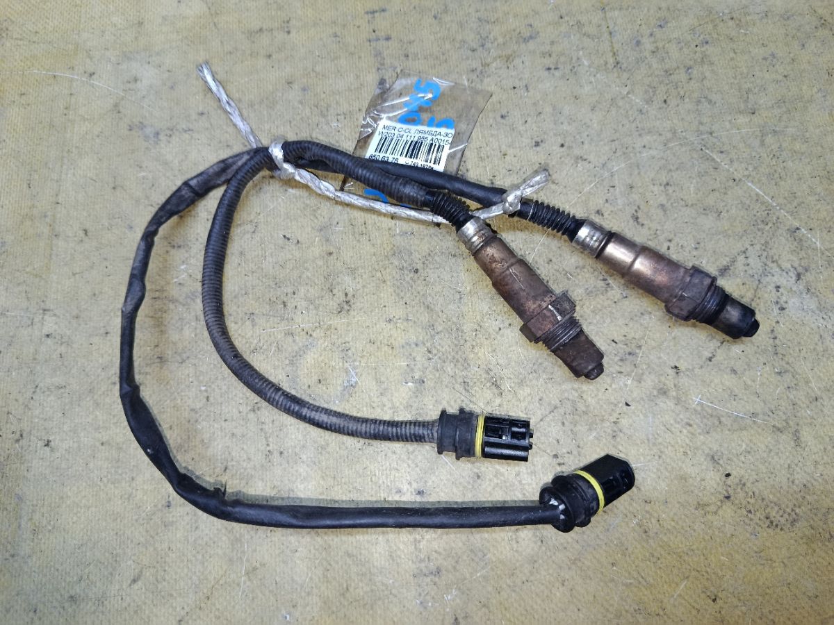 Лямбда-зонд A0015400517, A0015401717 на Mercedes-Benz C-Class W203.045 111.955 Фото 1