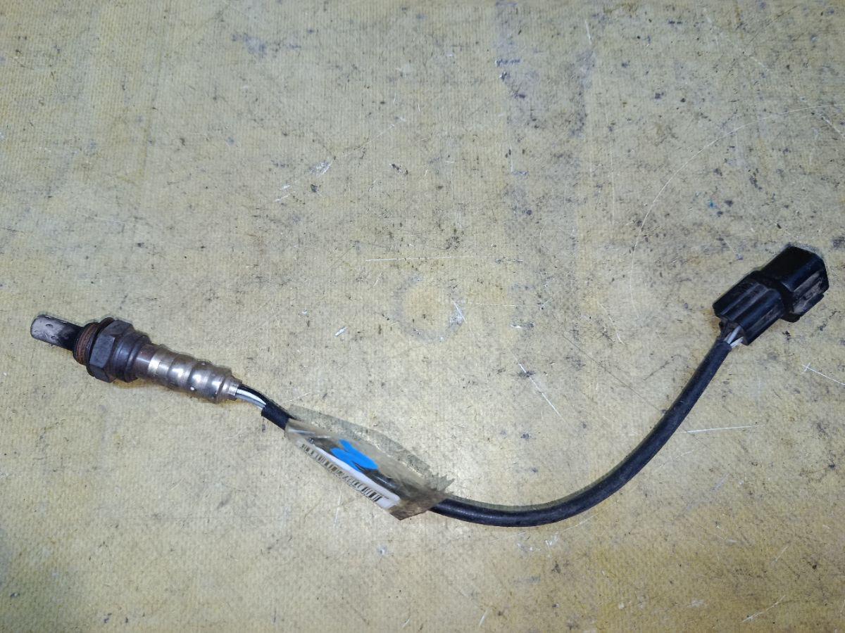 Лямбда-зонд на Mitsubishi Lancer Cedia Wagon CS5W 4G93 Фото 1