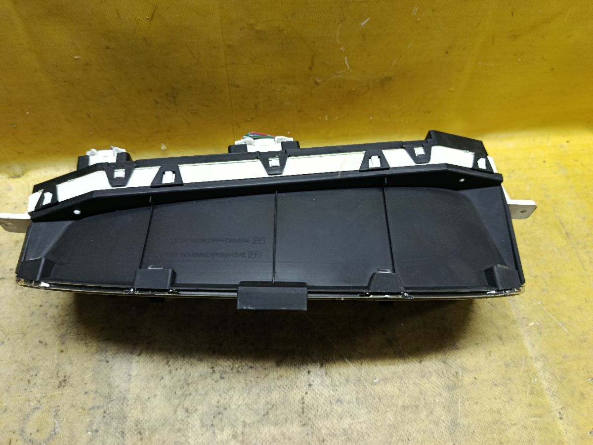 Спидометр на Nissan X-Trail NT30 QR20DE Фото 2