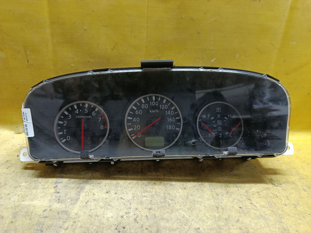 Спидометр на Nissan X-Trail NT30 QR20DE Фото 1