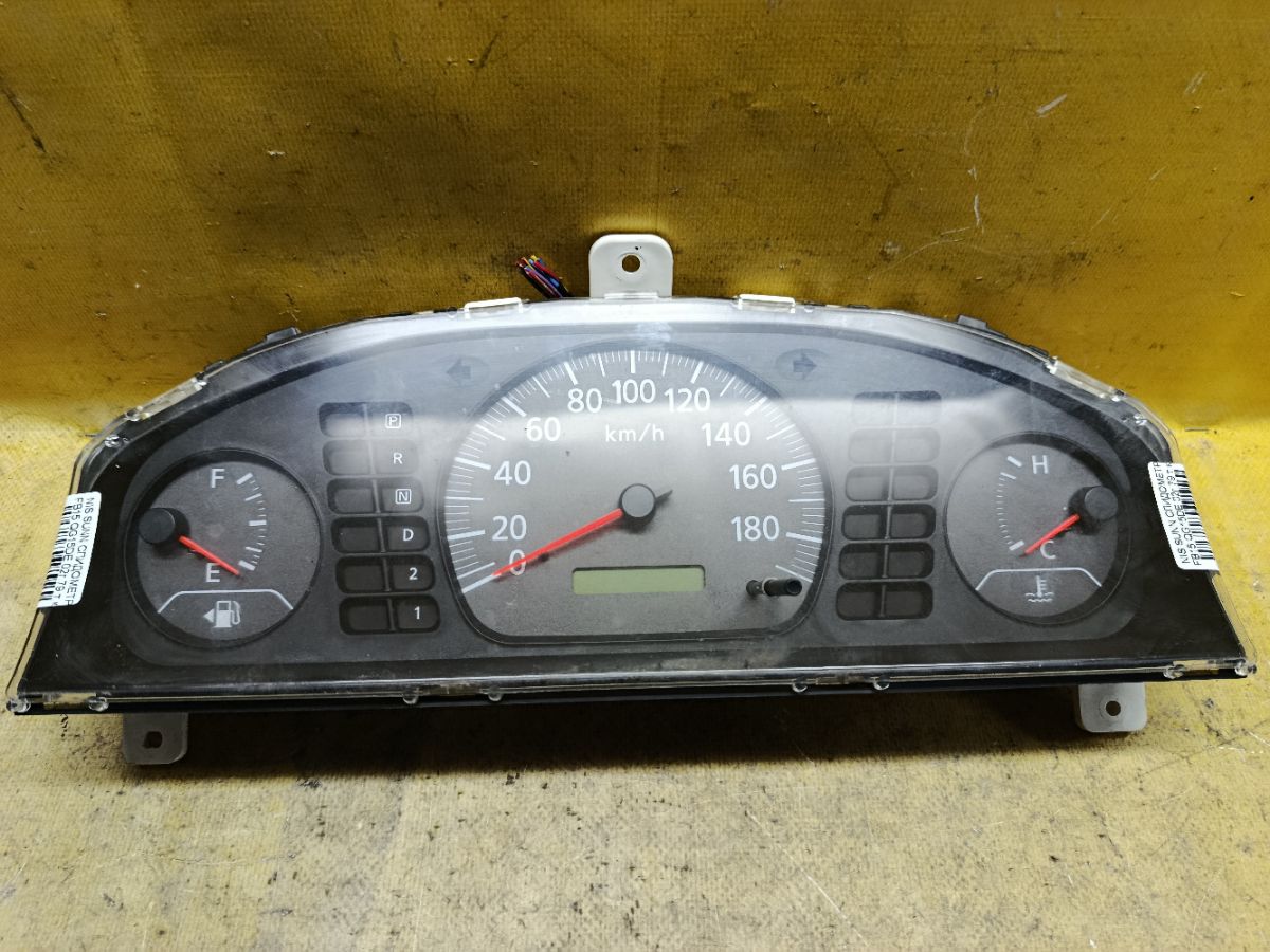 Спидометр на Nissan Sunny FB15 QG15DE Фото 1