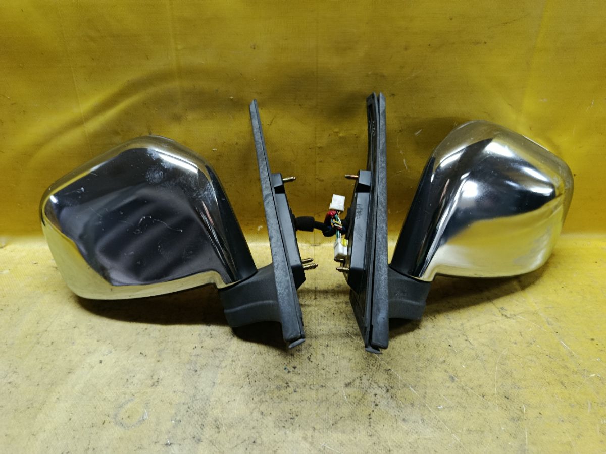 Зеркало двери боковой на Mitsubishi Pajero Io H76W Фото 1