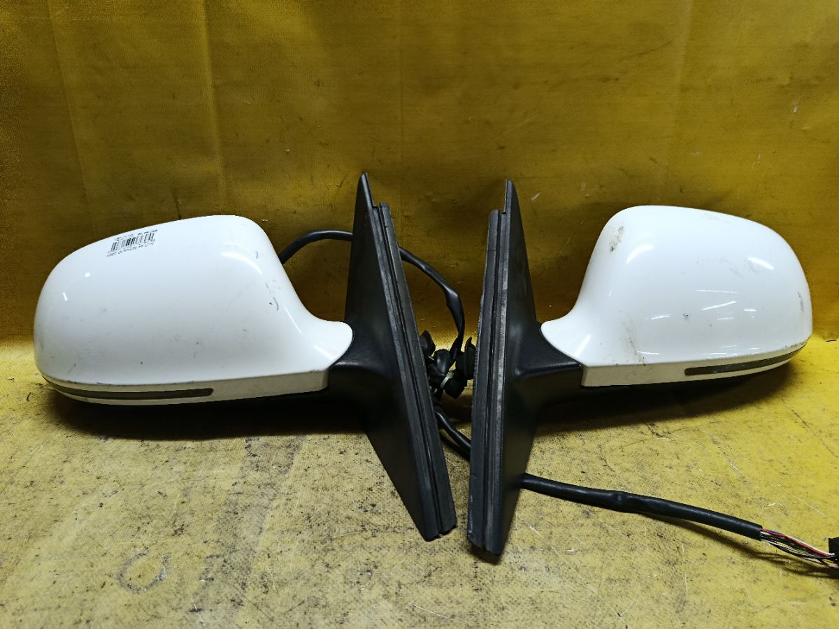 Зеркало двери боковой на Audi A4 8K Фото 1