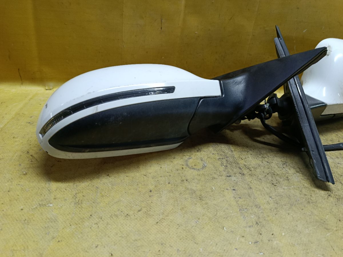 Зеркало двери боковой на Audi A4 8K Фото 3