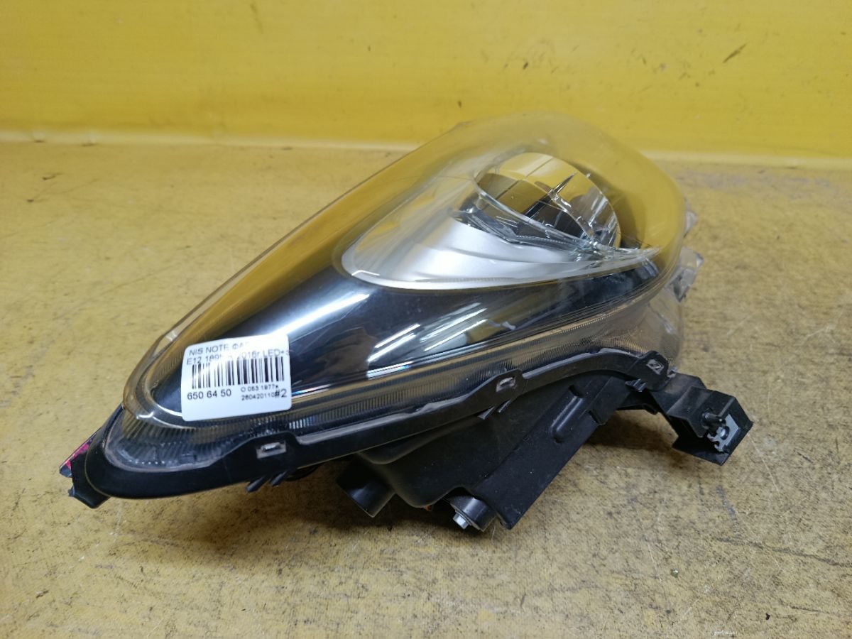 Фара 1895 1895 на Nissan Note E12 Фото 2