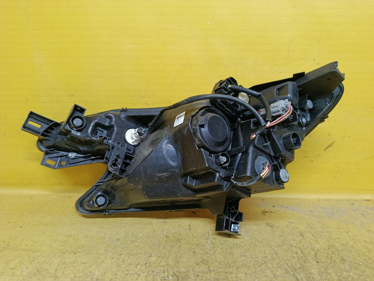 Фара 1895 1895 на Nissan Note E12 Фото 4